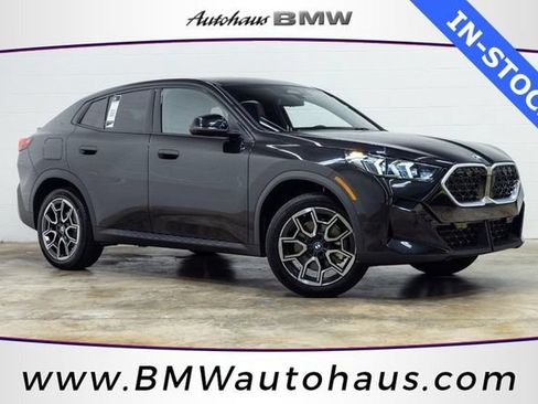 Certified 2025 BMW X2 xDrive28i w/ Technology Package AWD/4WD image 1