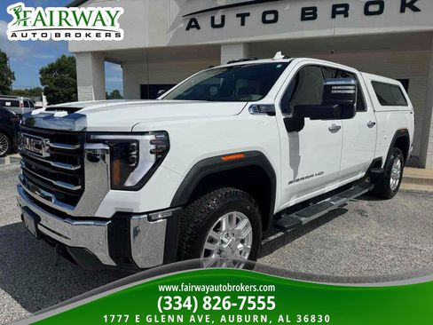 Used 2024 GMC Sierra 2500 SLT w/ SLT Premium Package AWD/4WD image 2