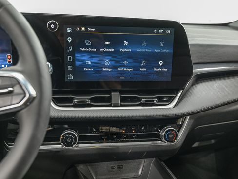 Used 2026 Chevrolet Equinox LT image 21