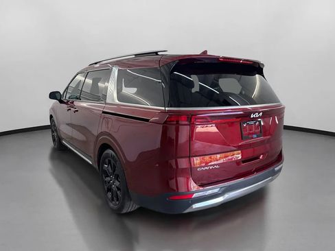 Used 2024 Kia Carnival SX FWD image 7