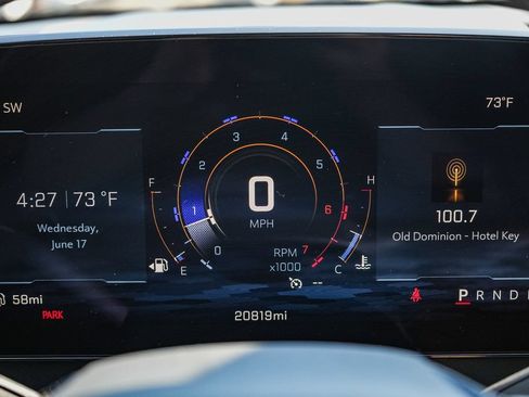Used 2026 Chevrolet Traverse LT FWD image 20