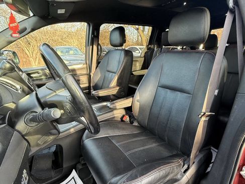 Used 2019 Dodge Grand Caravan GT image 17