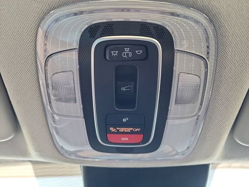 Used 2024 Hyundai Elantra Limited FWD image 33