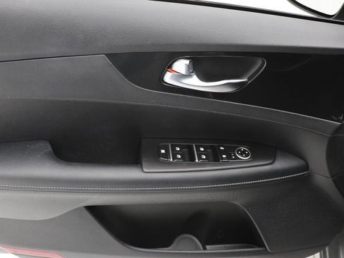 Used 2023 Kia Forte GT-Line w/ GT-Line Technology Package image 14