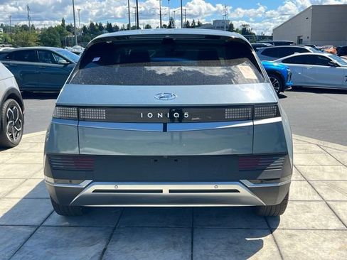 Certified 2024 Hyundai Ioniq 5 SEL RWD image 8