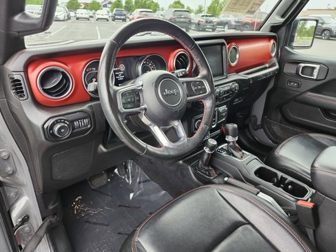 Used 2022 Jeep Wrangler Rubicon w/ Cold Weather Group AWD/4WD image 27
