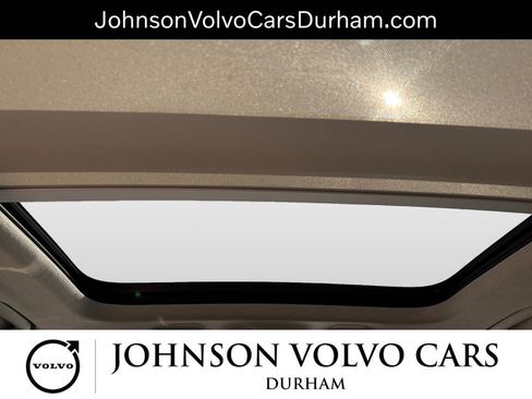 New 2025 Volvo XC40 B5 Plus w/ Protection Package Premier image 10