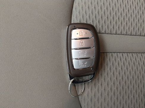 Used 2018 Hyundai Sonata SEL FWD image 32