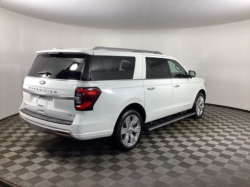 Used 2023 Ford Expedition Max Platinum AWD/4WD image 2