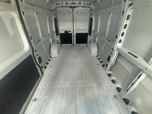 Used 2026 RAM ProMaster 2500 w/ Convenience Group FWD image 22