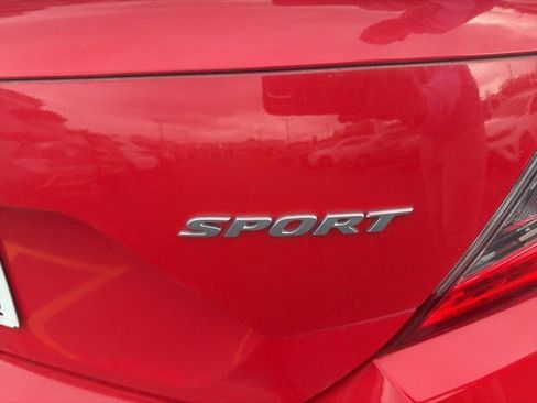 Used 2019 Honda Civic Sport image 12