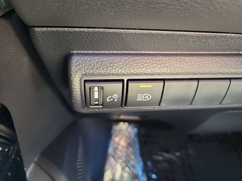 Used 2019 Toyota Corolla XSE FWD image 22