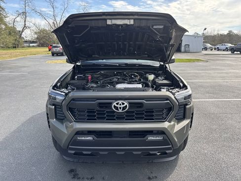 New 2025 Toyota Tacoma TRD Sport AWD/4WD image 37