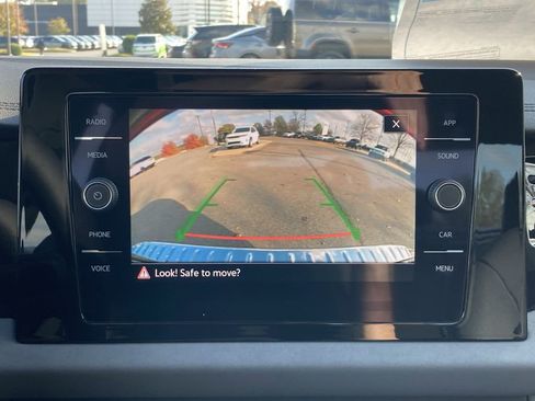 New 2026 Volkswagen Jetta SE image 27