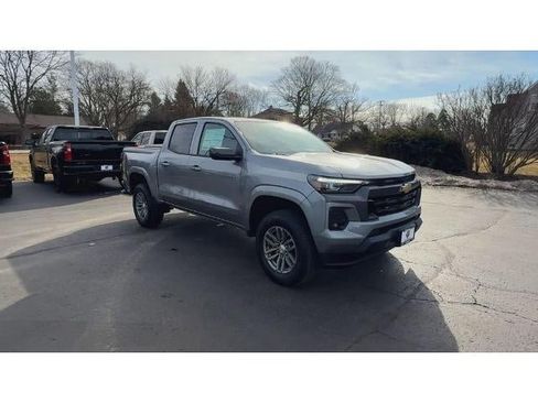New 2026 Chevrolet Colorado LT w/ LT Convenience Package AWD/4WD image 2
