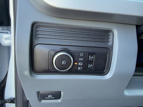 New 2026 Ford F550 2WD Regular Cab Super Duty image 24