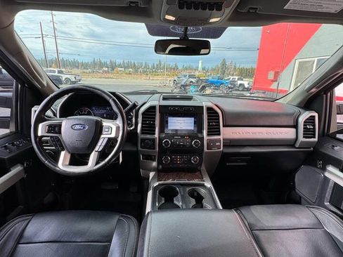 Used 2019 Ford F250 Lariat w/ Lariat Value Package image 18