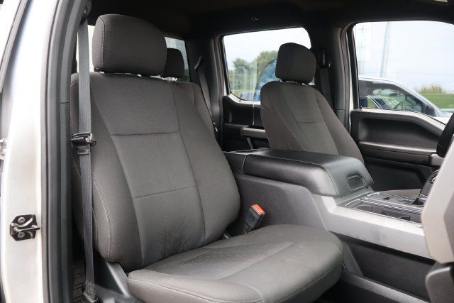 Used 2019 Ford F150 XLT w/ Equipment Group 302A Luxury AWD/4WD image 38