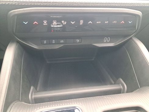 New 2026 Jeep Cherokee Limited AWD/4WD image 22