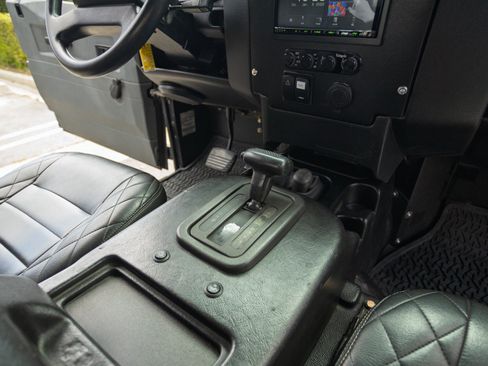 Used 1995 Land Rover Defender 90 AWD/4WD image 13