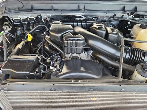 Used 2015 Ford F250 Lariat w/ Lariat Ultimate Package image 29