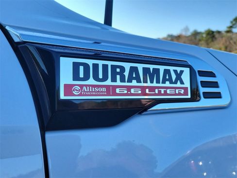 New 2026 GMC Sierra 2500 Denali w/ Denali Reserve Package image 9