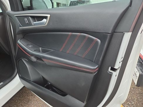 Certified 2024 Ford Edge ST-Line AWD/4WD image 41