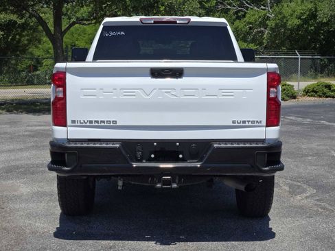 Certified 2024 Chevrolet Silverado 2500 Custom w/ Custom Convenience Package AWD/4WD image 6