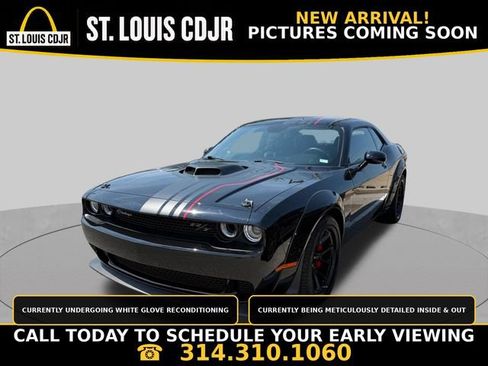 Used 2023 Dodge Challenger R/T Scat Pack RWD image 1