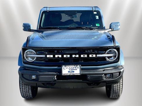 Used 2024 Ford Bronco Outer Banks image 3
