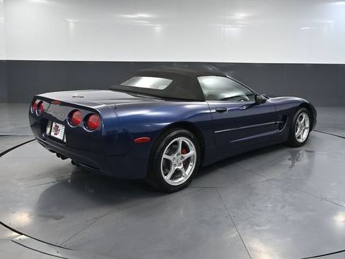 Used 2001 Chevrolet Corvette Convertible RWD image 5