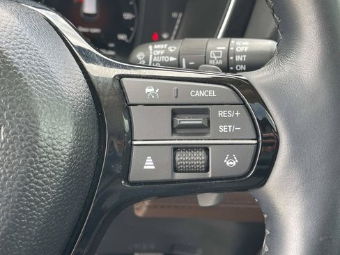 Certified 2025 Honda Pilot Elite image 7