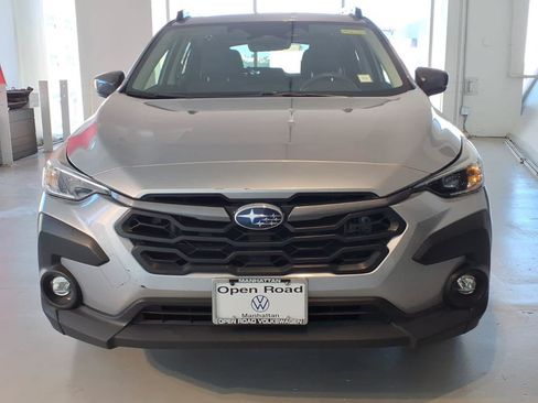 Used 2024 Subaru Crosstrek 2.0i Premium AWD/4WD image 2