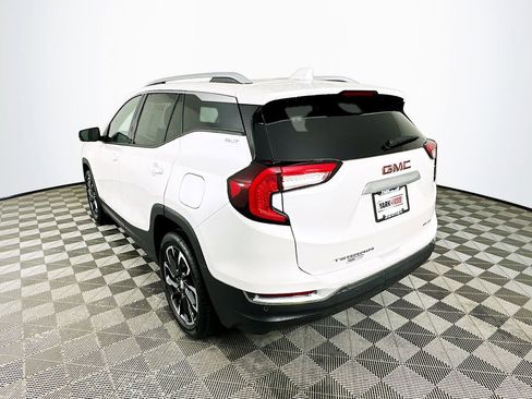 Used 2023 GMC Terrain SLT image 7