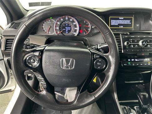 Used 2017 Honda Accord Sport Special Edition image 24