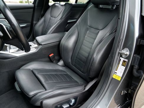 Used 2019 BMW 330i Sedan w/ Premium Package RWD image 6
