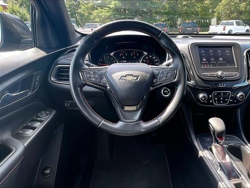 Used 2023 Chevrolet Equinox RS AWD/4WD image 16
