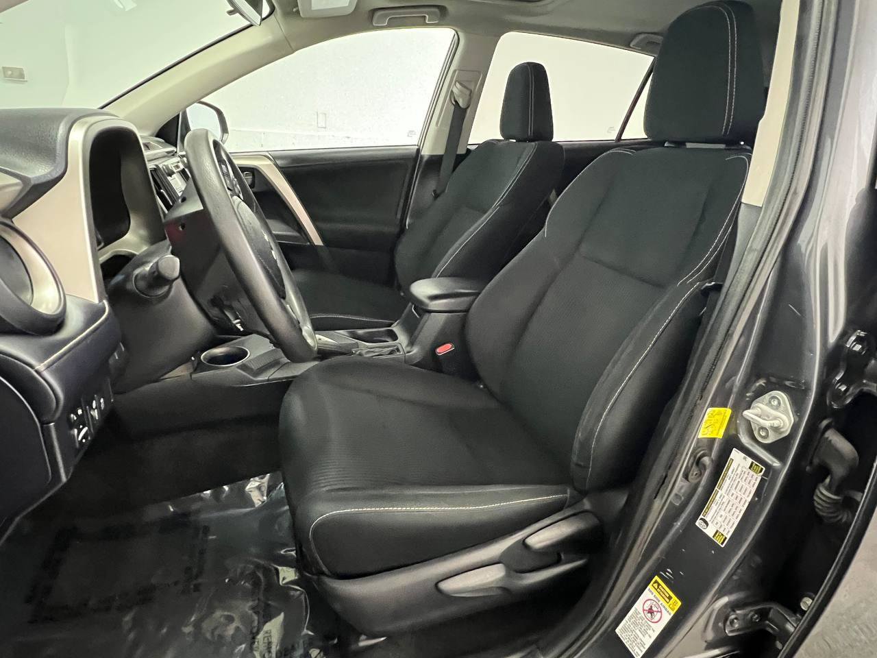Used 2013 Toyota RAV4 XLE FWD image 8