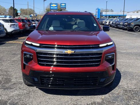 New 2026 Chevrolet Traverse High Country w/ LPO, Floor Liner Package FWD image 2
