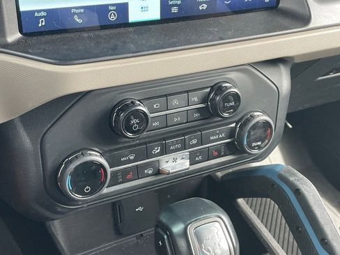 Used 2023 Ford Bronco Wildtrak AWD/4WD image 7