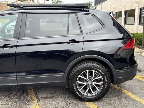 Used 2021 Volkswagen Tiguan S FWD image 3
