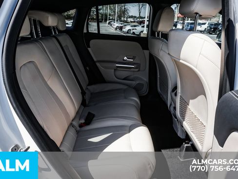 Used 2025 Mercedes-Benz GLA 250 4MATIC image 24