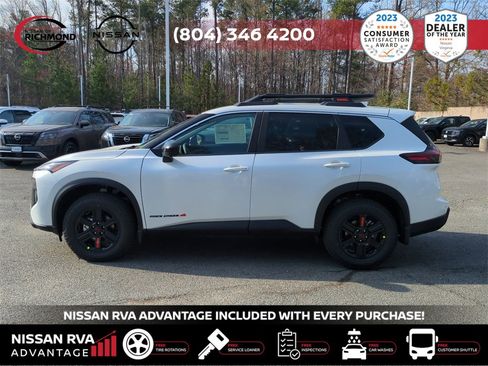 New 2025 Nissan Rogue SV image 8