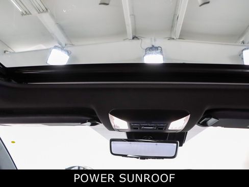 Used 2022 Toyota RAV4 XSE AWD/4WD image 20