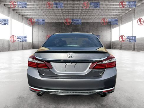 Used 2017 Honda Accord Sport image 6