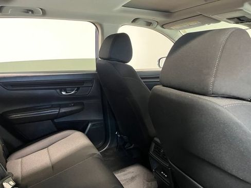 Used 2025 Honda CR-V EX image 13