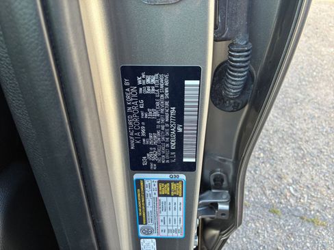 Used 2025 Kia Seltos S image 30