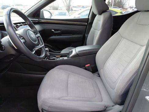 Used 2022 Hyundai Santa Cruz SEL Premium image 19