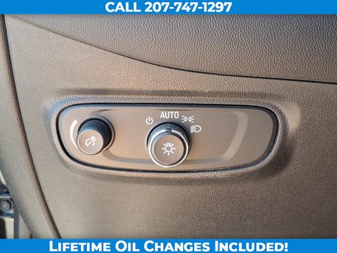 Used 2022 Chevrolet Equinox LT AWD/4WD image 16