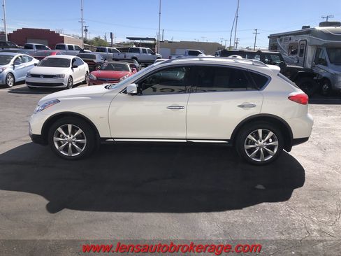 Used 2017 INFINITI QX50 2WD w/ Premium Plus Package image 5